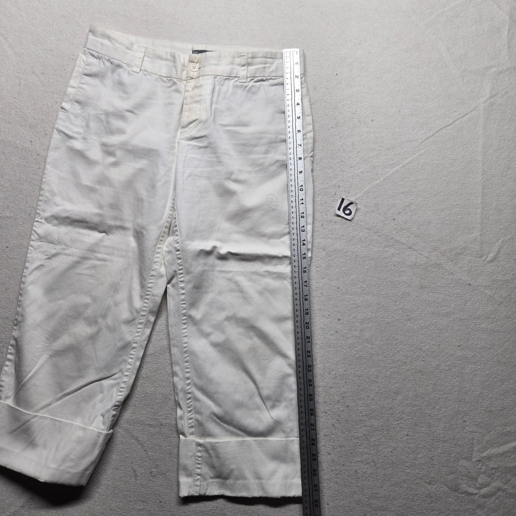 Gap Gap Pants Women Cropped Solid White Capri Flat Front Cotton Knit - Size 6, Casual, Regular Fit, Spring Summer Fall, White, 6 Mens Womens Girls Boys Size 28" / US 6 / IT 42 - 6 Thumbnail