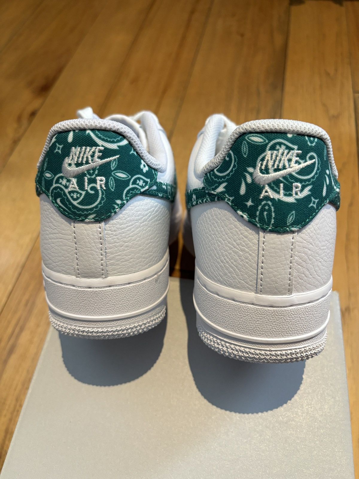 Nike Nike Air Force 1 Low Green Paisley Malachite Size US 8.5 / EU 41-42 - 6 Thumbnail