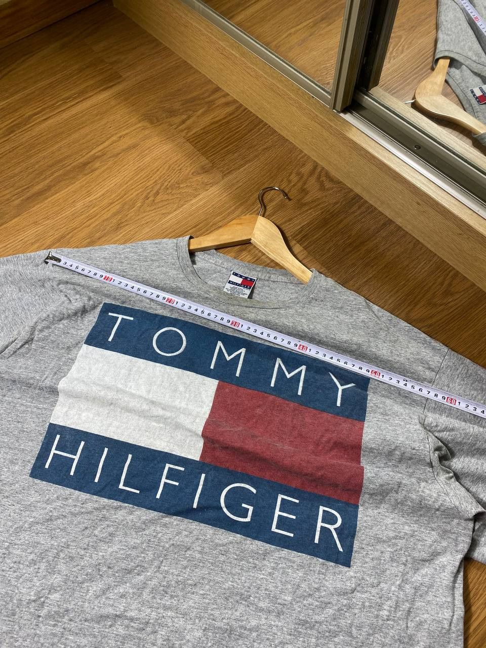 Tommy Hilfiger × Vintage Tommy Hilfiger vintage big logo t-shirt size XL made in USA Size US XL / EU 56 / 4 - 22 Thumbnail