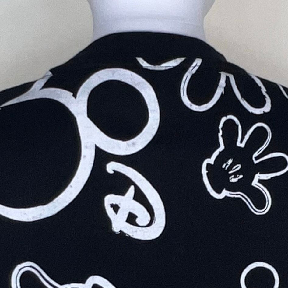 Disney Disney Black with White Mickey Graffiti print Sweatshirt Size XS / US 0-2 / IT 36-38 - 11 Thumbnail