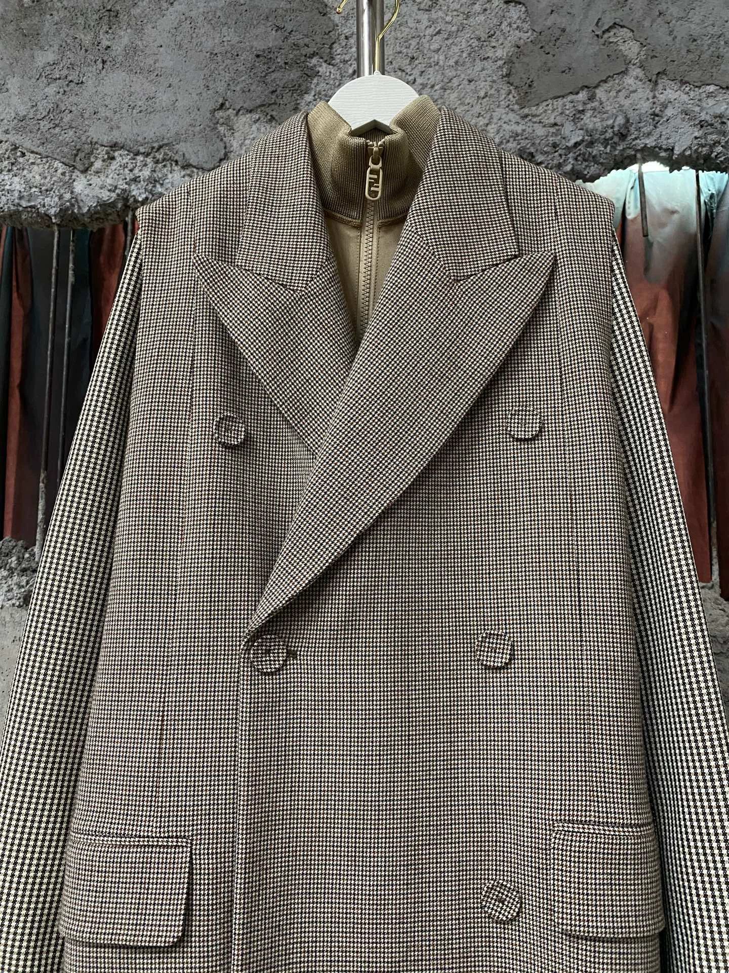 Fendi Fendi two-piece suit 38 new Size S / US 4 / IT 40 - 3 Thumbnail