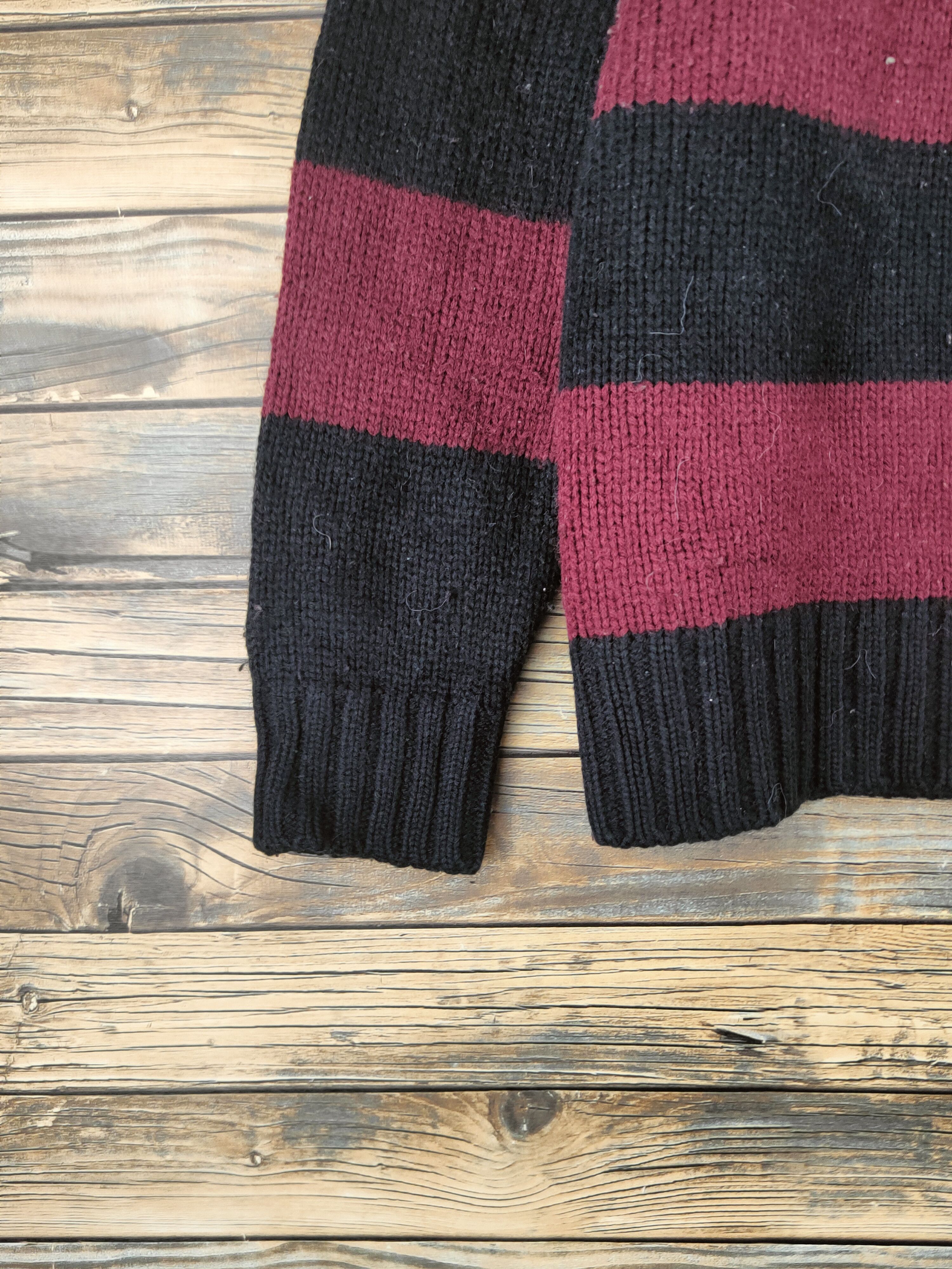 GU DL GU Black Maroon Knitwear Sweatshirts #46-565 Size US M / EU 48-50 / 2 - 4 Thumbnail