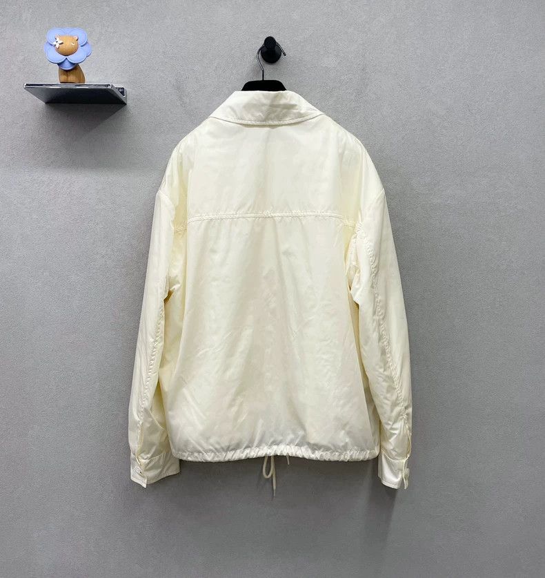 Gucci Gucci Size 38 Light yellow cat coat size 38 2502-Nextarrow Size US XXS / EU 40 - 2 Thumbnail