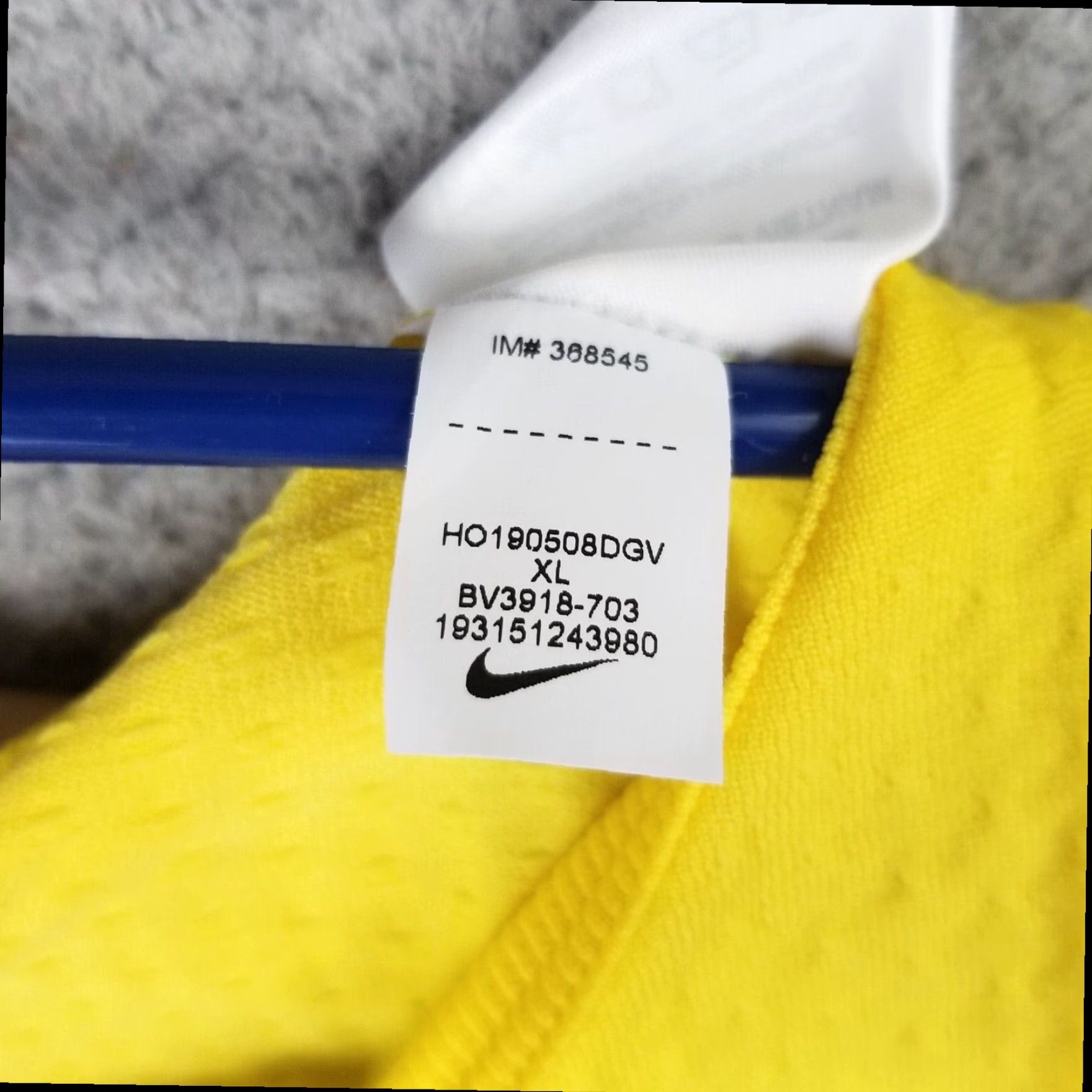 Nike Nike Woman Long Sleeve T-Shirt XL Extra Large Yellow Athletic Gym Size XL / US 12-14 / IT 48-50 - 5 Thumbnail
