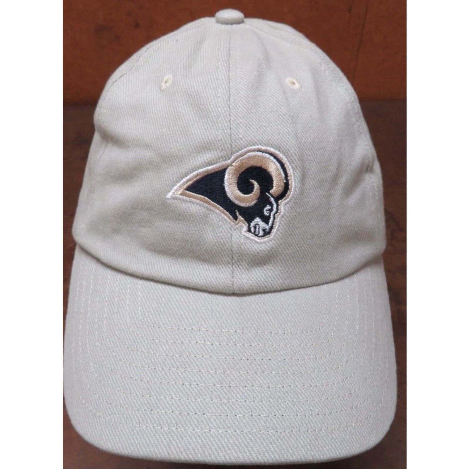 NFL VINTAGE NFL St Louis Rams LA Logo Embroidered Baseball Cap Unworn Beige One Size Men Adjustable Hat Size ONE SIZE - 2 Thumbnail