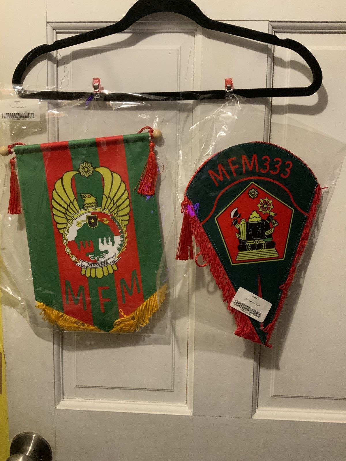 Murd333r.fm Flag (PAIR)