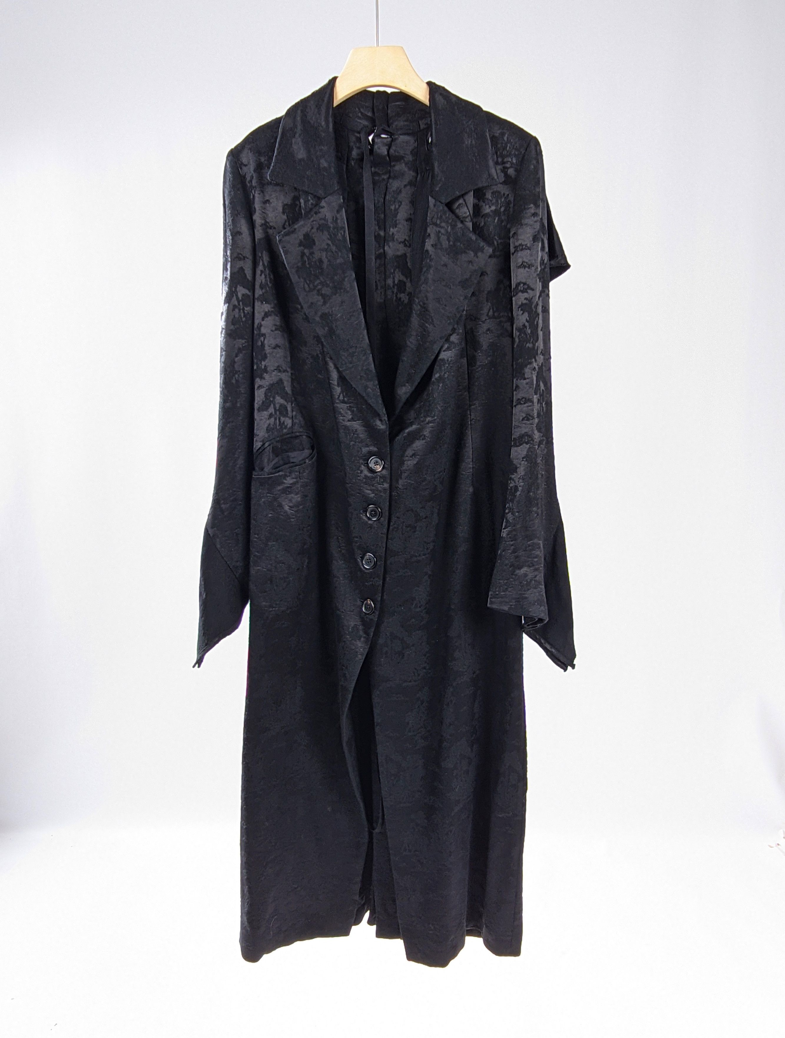 Ann Demeulemeester Ann Demeulemeester embroidery coat Size S / US 4 / IT 40 - 2 Thumbnail