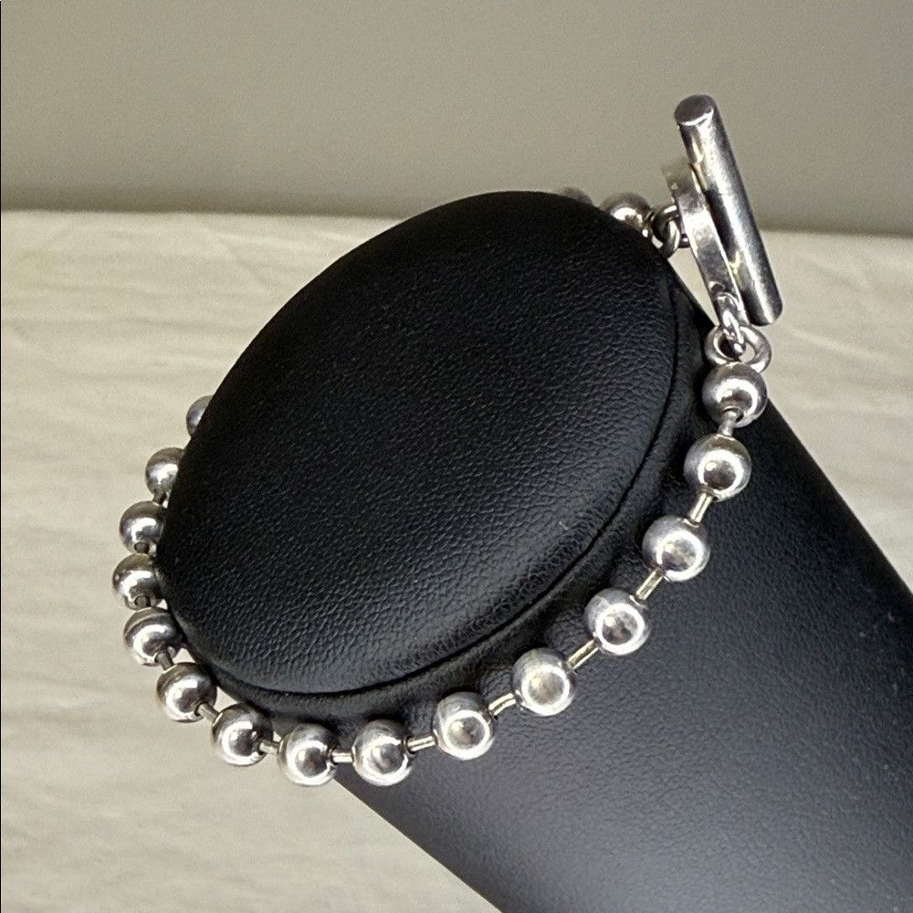 Gucci Gucci Sterling Silver Boule Toggle Bracelet 7.5” Size ONE SIZE - 4 Thumbnail