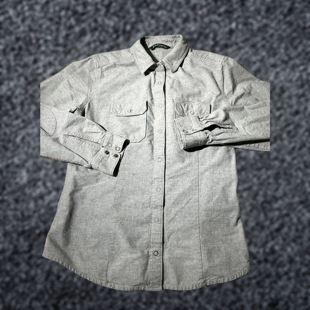 Vintage Woolrich Shirt Womens Medium Gray Pearl Snap Button-Up Flannel Chamois 100% Cotton Casual Preppy Basic Size M / US 6-8 / IT 42-44 - 1 Thumbnail