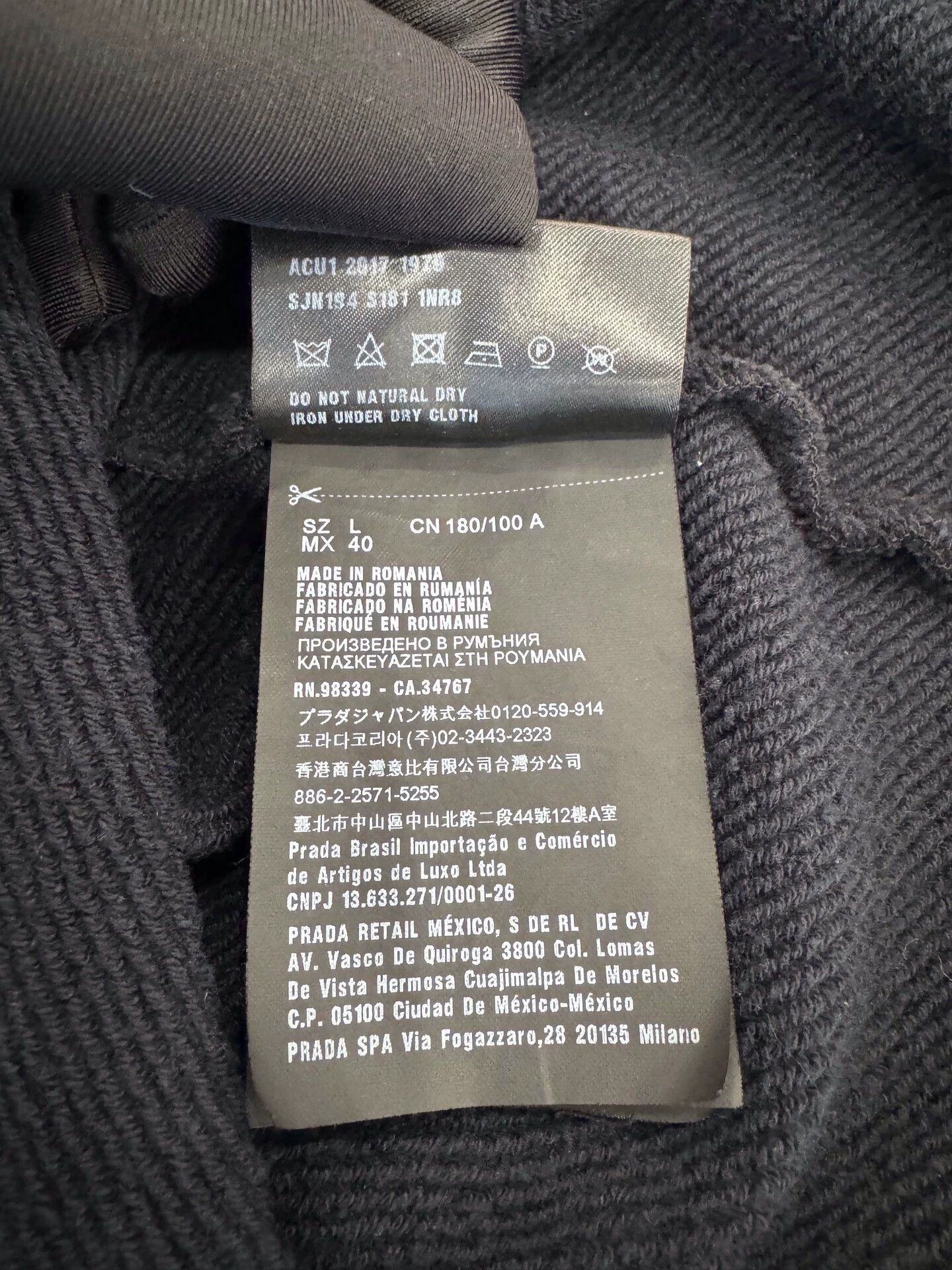 Prada Prada Men's Black and Blue Two-Tone Long-Sleeve Sweatshirt Size US L / EU 52-54 / 3 - 8 Thumbnail