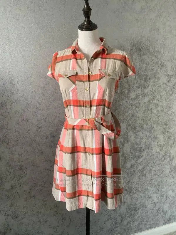 Burberry Burberry Colorblock Cotton Short Sleeve Dress. Size M / US 6-8 / IT 42-44 - 2 Thumbnail