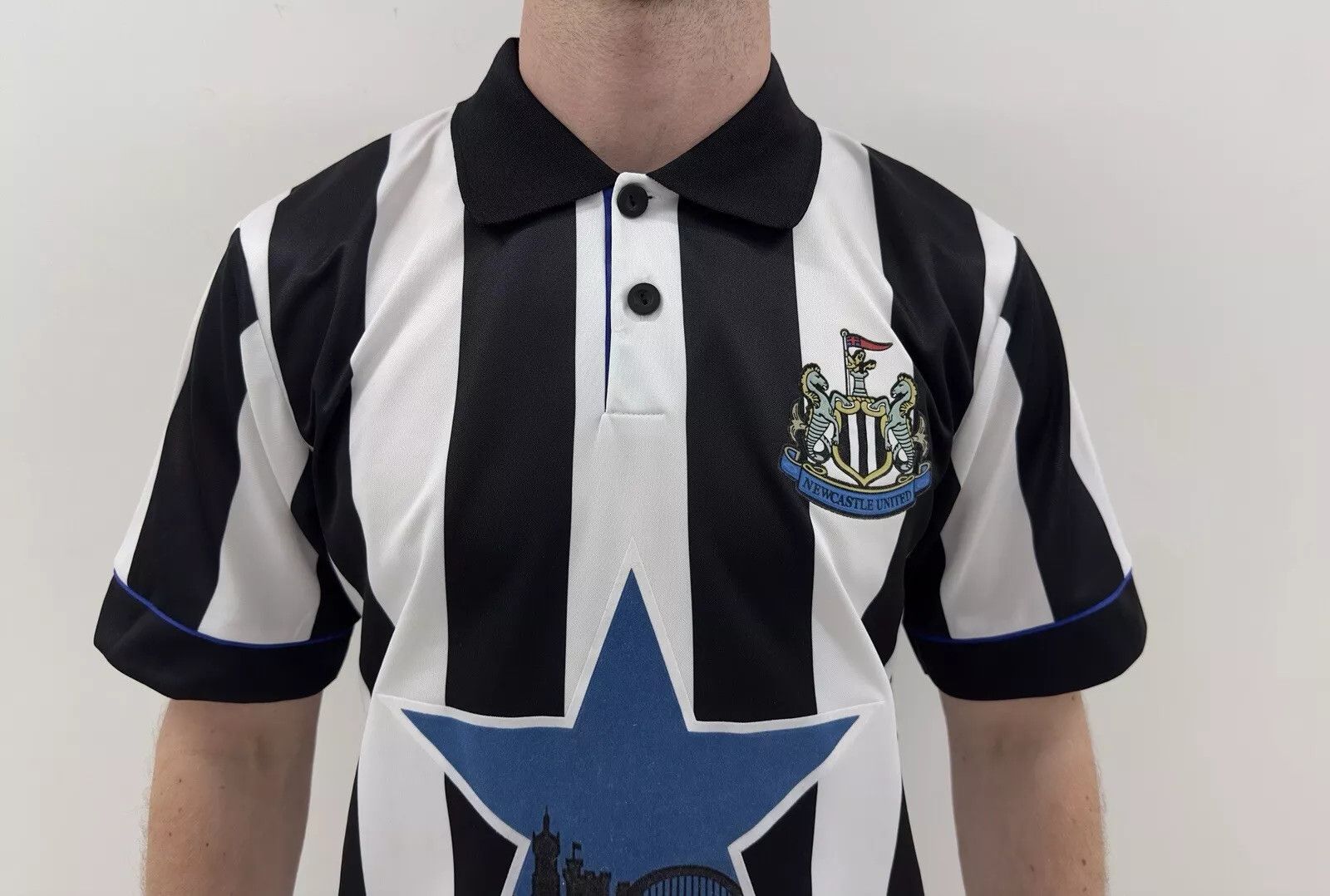 Vintage Newcastle United 1993 1995 Home Jersey Score Draw Soccer Size US M / EU 48-50 / 2 - 2 Thumbnail