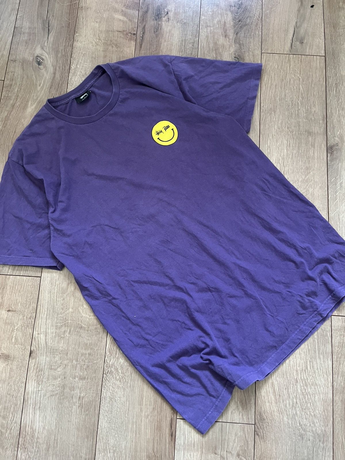 Stussy Stussy*Patta t-shirt smile big centre logo Size US L / EU 52-54 / 3 - 1 Thumbnail