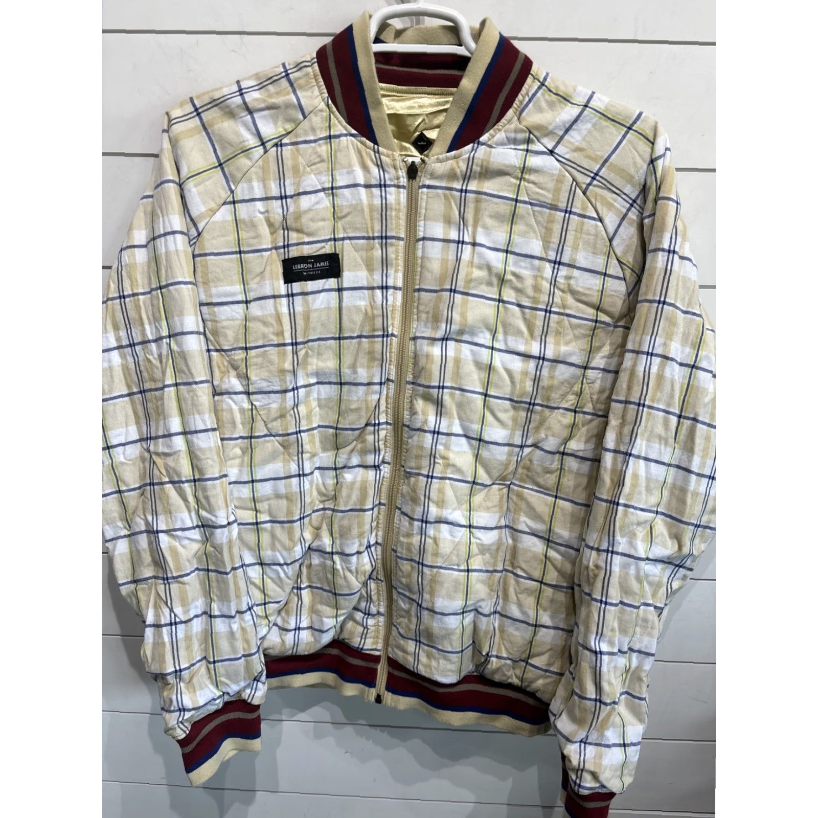 Nike Nike Witness X Lebron James LBJ 23 Fate Loves The Fearless Satin Jacket Bomber Jacket Men L Gold Size US L / EU 52-54 / 3 - 7 Thumbnail