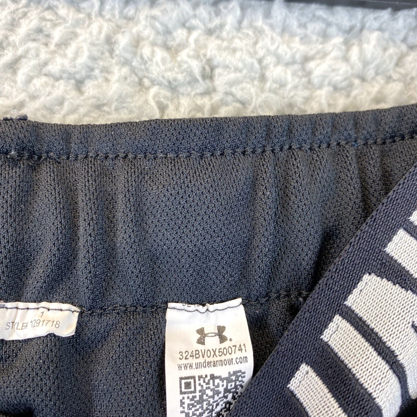 Under Armour Under Armour Women's Black Running Active Shorts L Large / 45-23 Athletic Waist L | Activewear Running & Jogging Womens Size 36" / US 14 / IT 50 - 6 Thumbnail