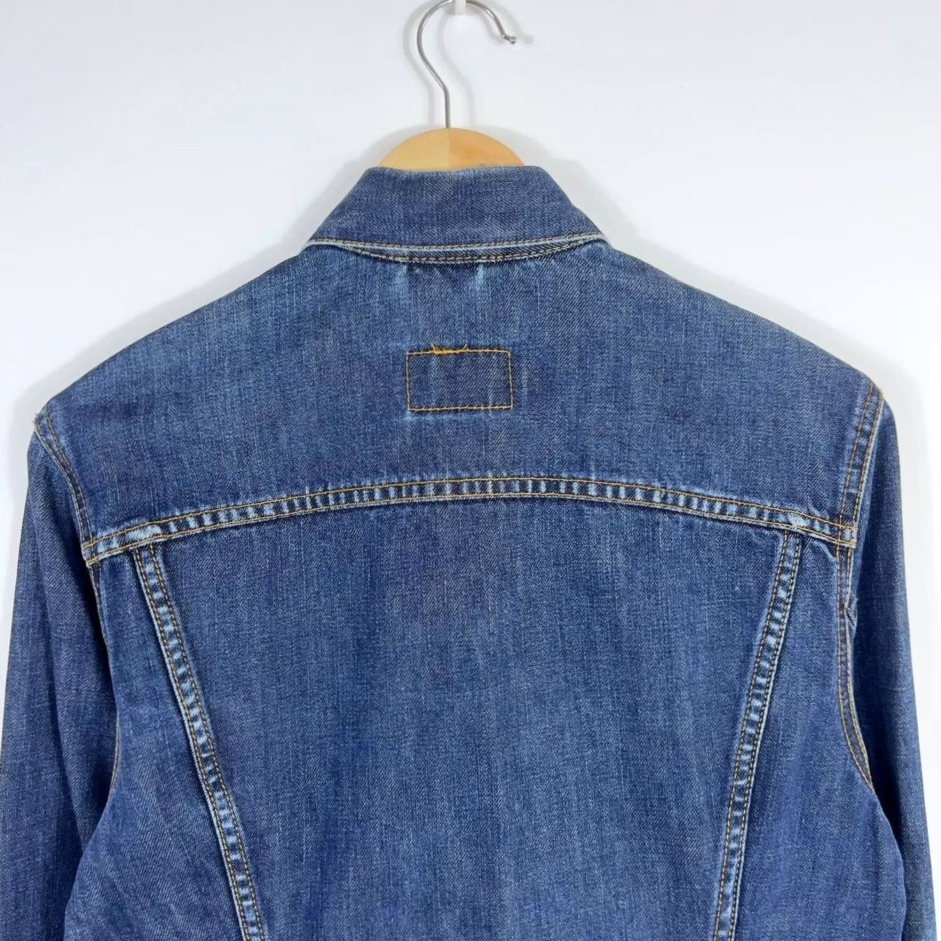 Levi's Levi’s Denim Jacket Women’s M Blue Long Sleeve Jacket Regular Fit Spring Fall Winter Size M / US 6-8 / IT 42-44 - 7 Thumbnail