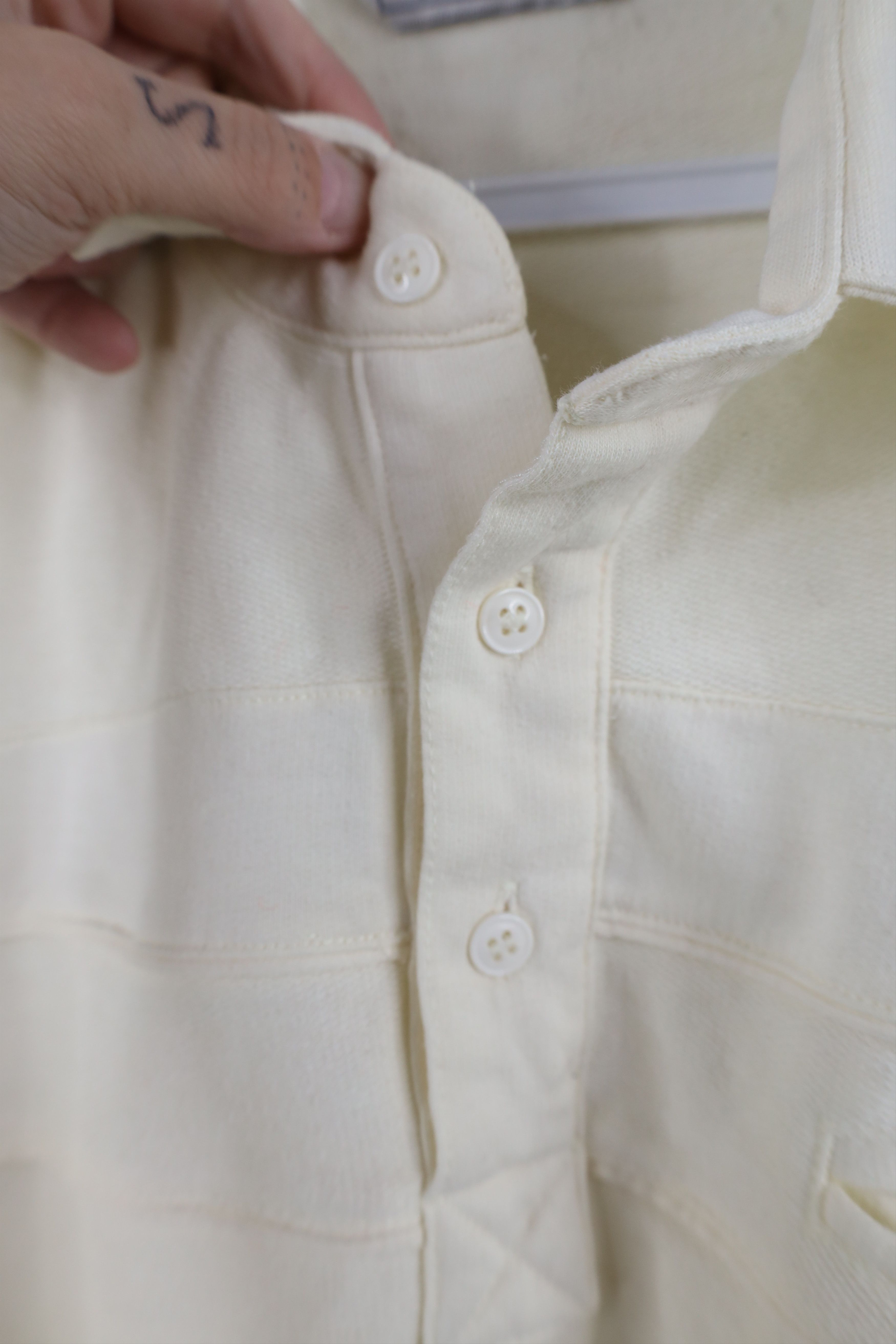 Vintage Vintage 90s Streetwear Collared Pullover Polo Shirt Cream Size US L / EU 52-54 / 3 - 8 Thumbnail