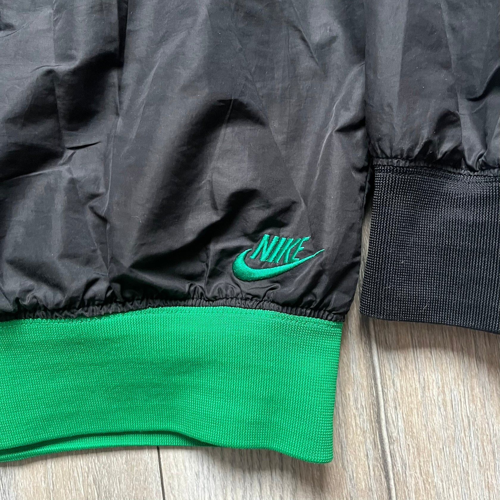 Nike Nike Jamaica Olympics 2008 Split Windbreaker (Small) Size US S / EU 44-46 / 1 - 6 Thumbnail