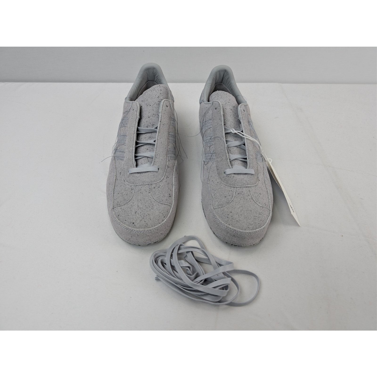 Y-3 o1rshd1 Gazelle Low-Top Sneakers in Gray Size US 8 / EU 41 - 10 Thumbnail