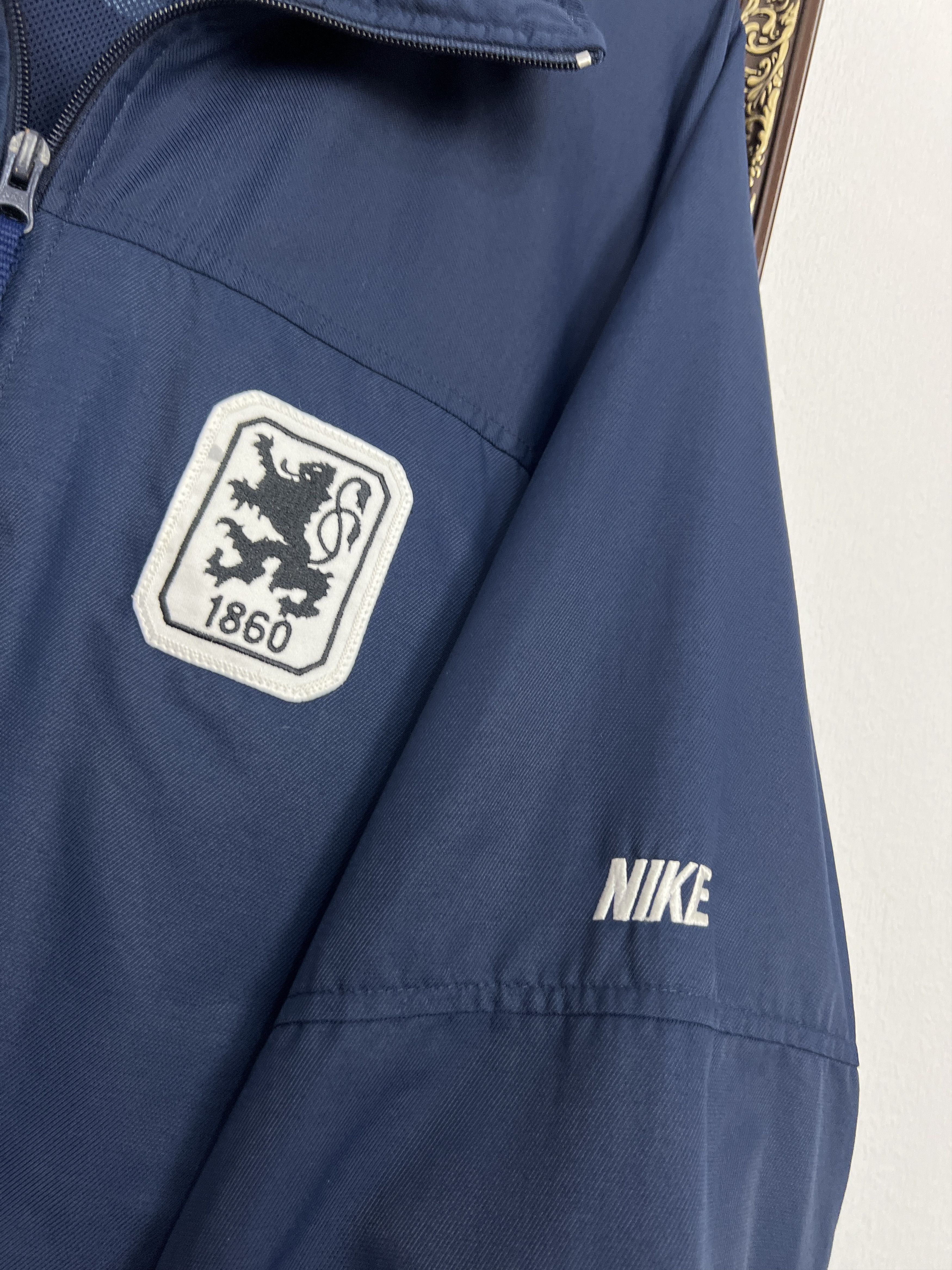 Nike Vintage 90's Nike 1860 Munich Football Jacket Bomber Size US L / EU 52-54 / 3 - 6 Thumbnail