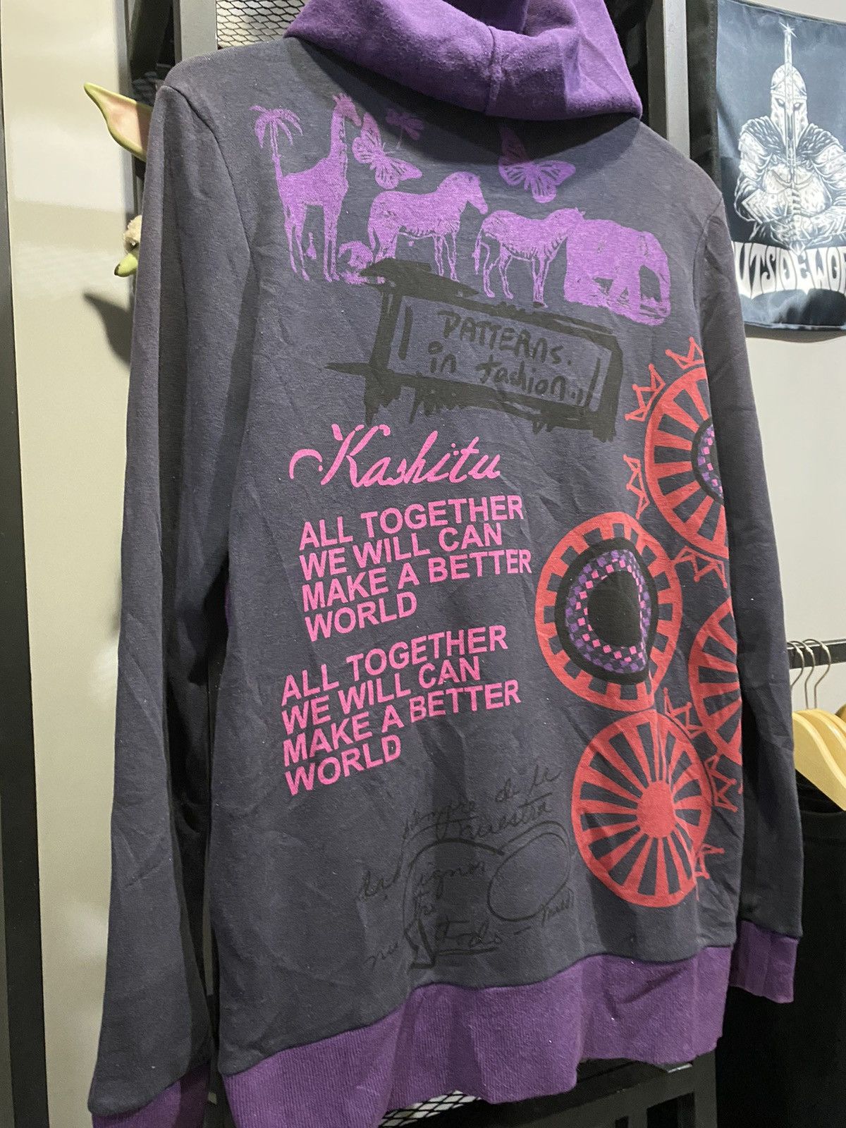 Vintage Clin Delle Postmail Stamp Art Flower FurrHoodie Size US L / EU 52-54 / 3 - 22 Thumbnail