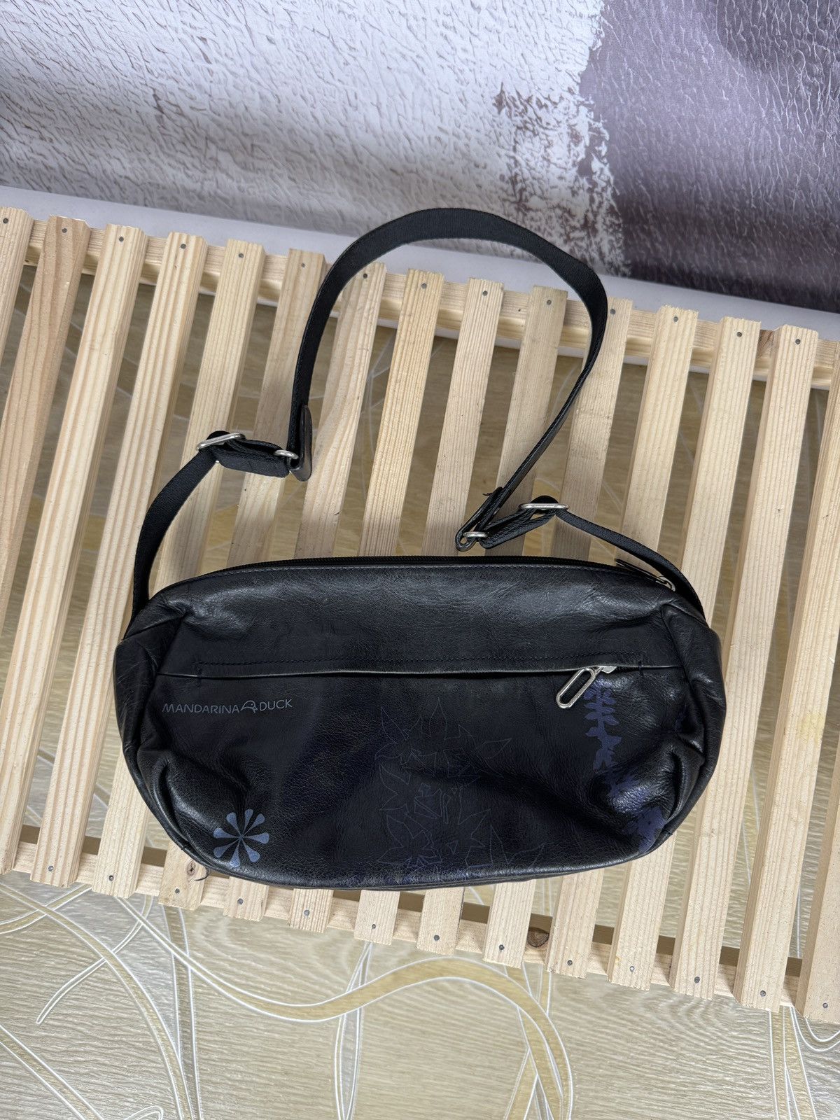 Mandarina Duck Mandarina Duck black leather printed shoulder crossbody bag Size ONE SIZE - 2 Thumbnail