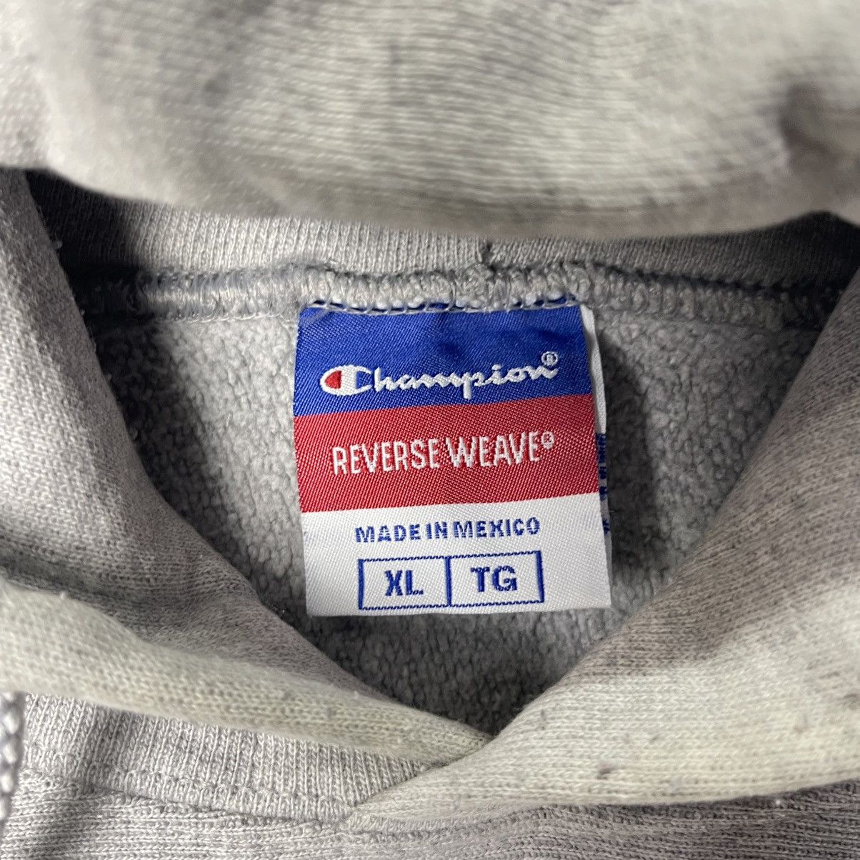 Champion Vintage Champion Reverse Weave Hoodie Spellout Grey XL Size US XL / EU 56 / 4 - 8 Thumbnail