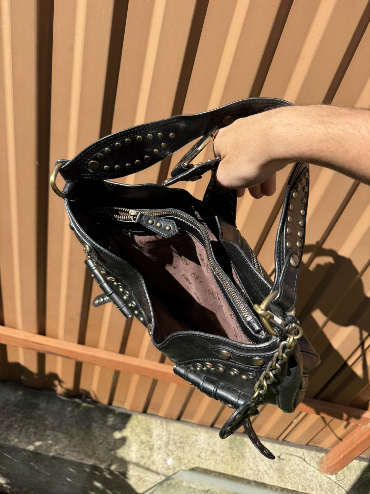Guess Rare Guess Leather Studded Y2k Shoulder Bag Size ONE SIZE - 12 Thumbnail