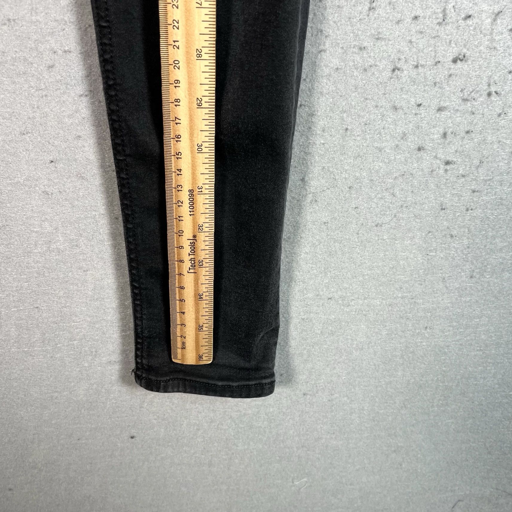Rag & Bone Rag Bone Jeans Size 28 Black Midrise Stretchy Skinny Legging Womens Size 28" / US 6 / IT 42 - 3 Thumbnail