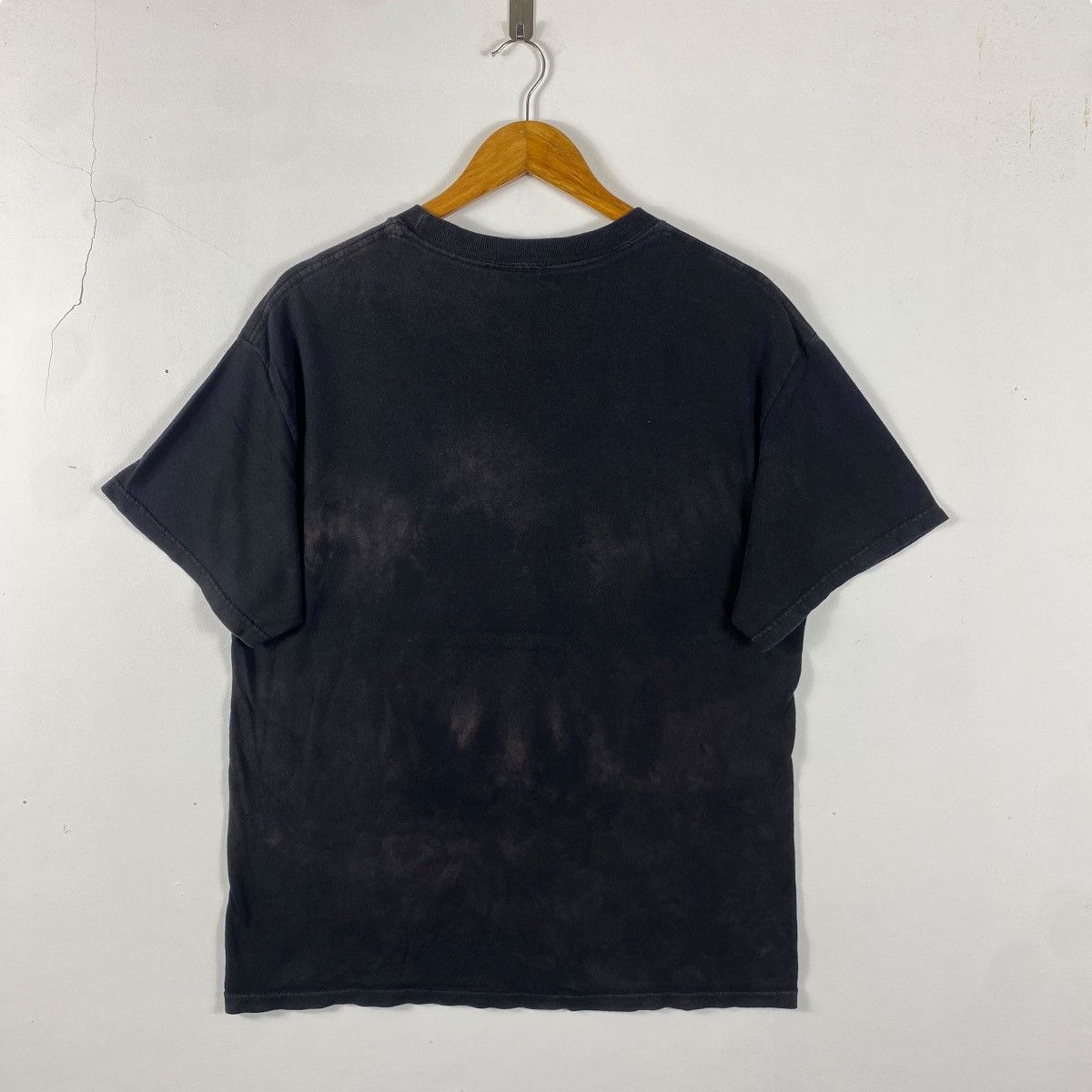 Vintage 00's WITCH HUNTER ROBIN Faded Distressed Anime Tee