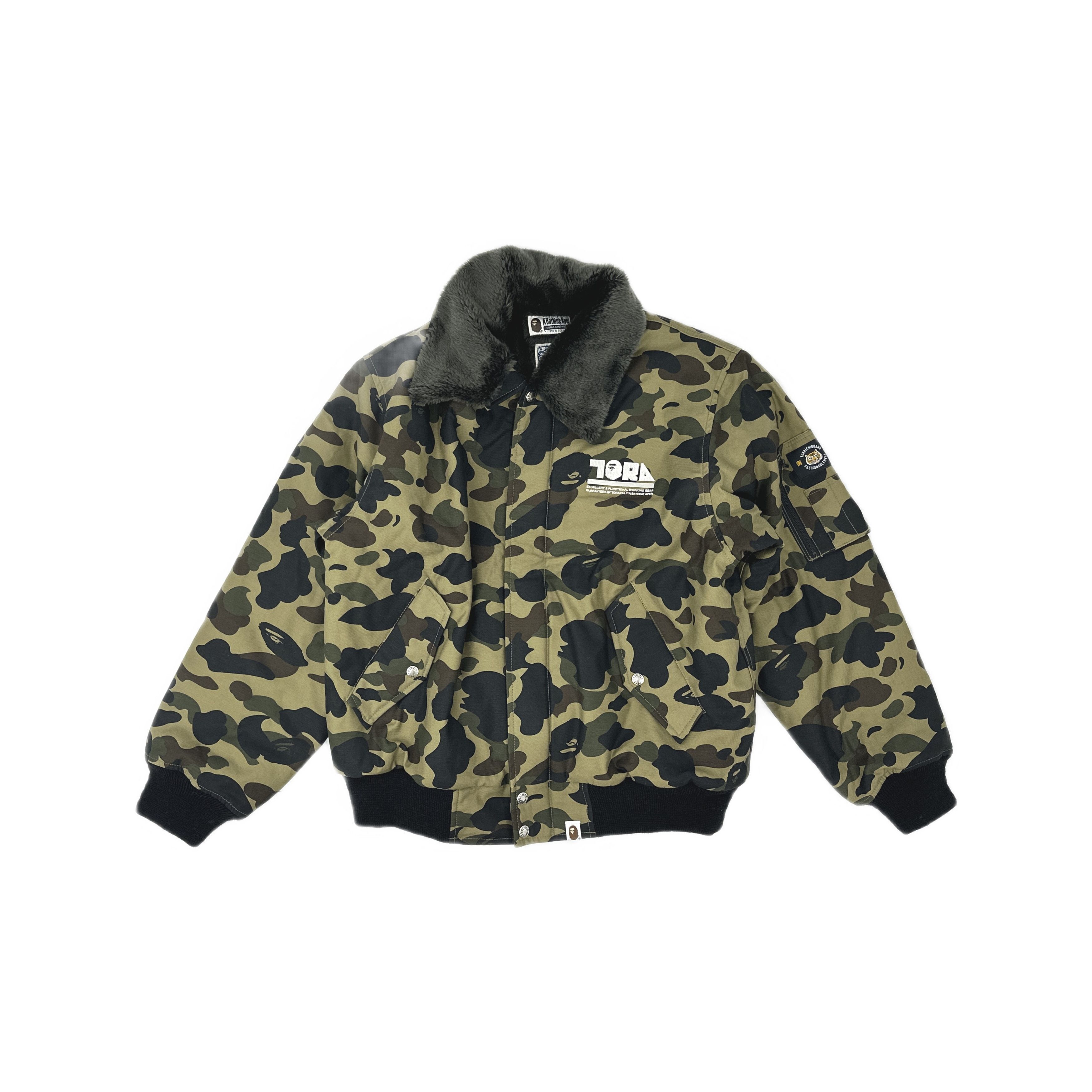 Bape A BATHING APE x Toraichi Camo Bomber Jacket Size L Size US L / EU 52-54 / 3 - 1 Thumbnail