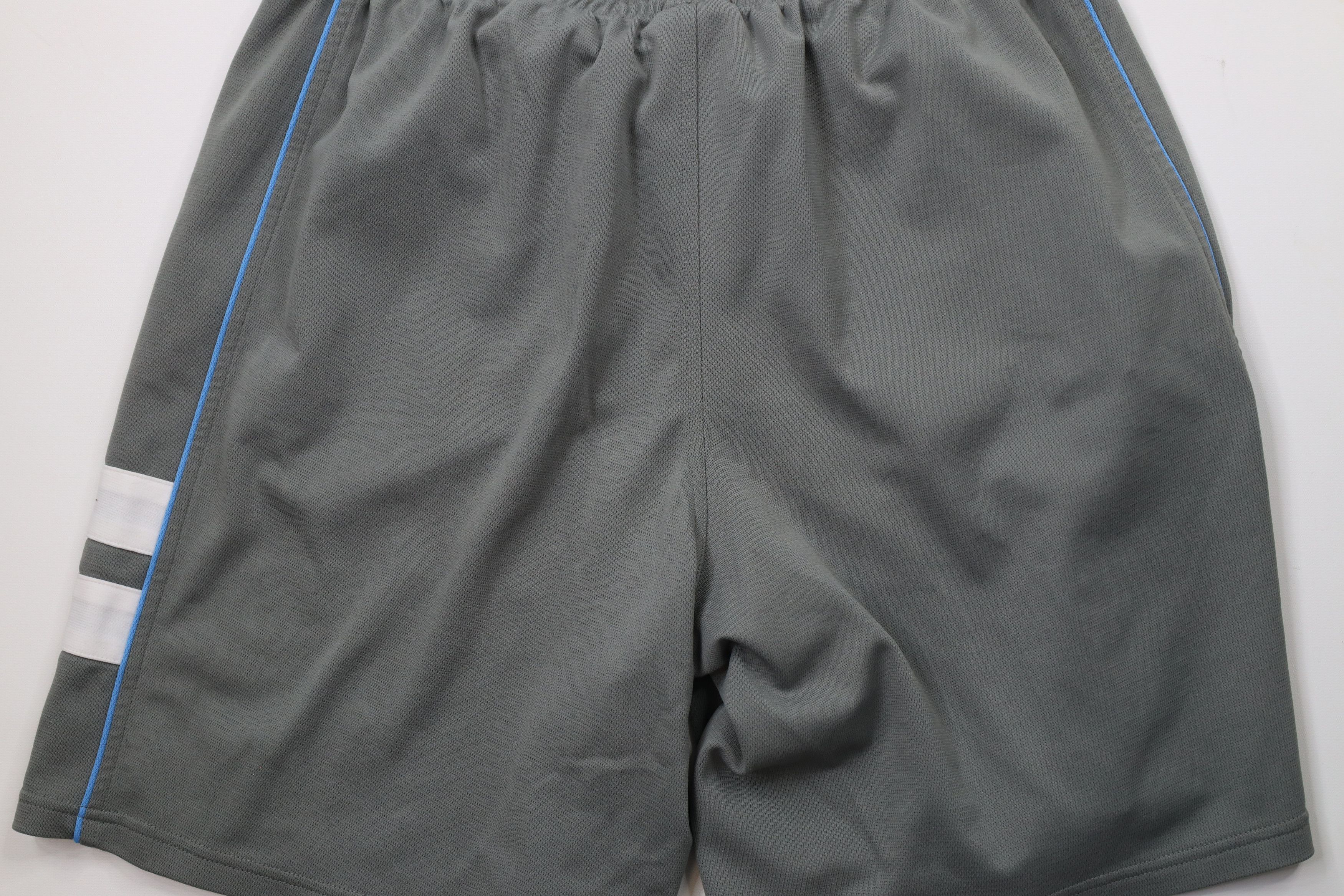 Reebok × Vintage Vintage 90s Reebok Block Classic Logo Above Knee Shorts Gray Size US 36 / EU 52 - 10 Thumbnail