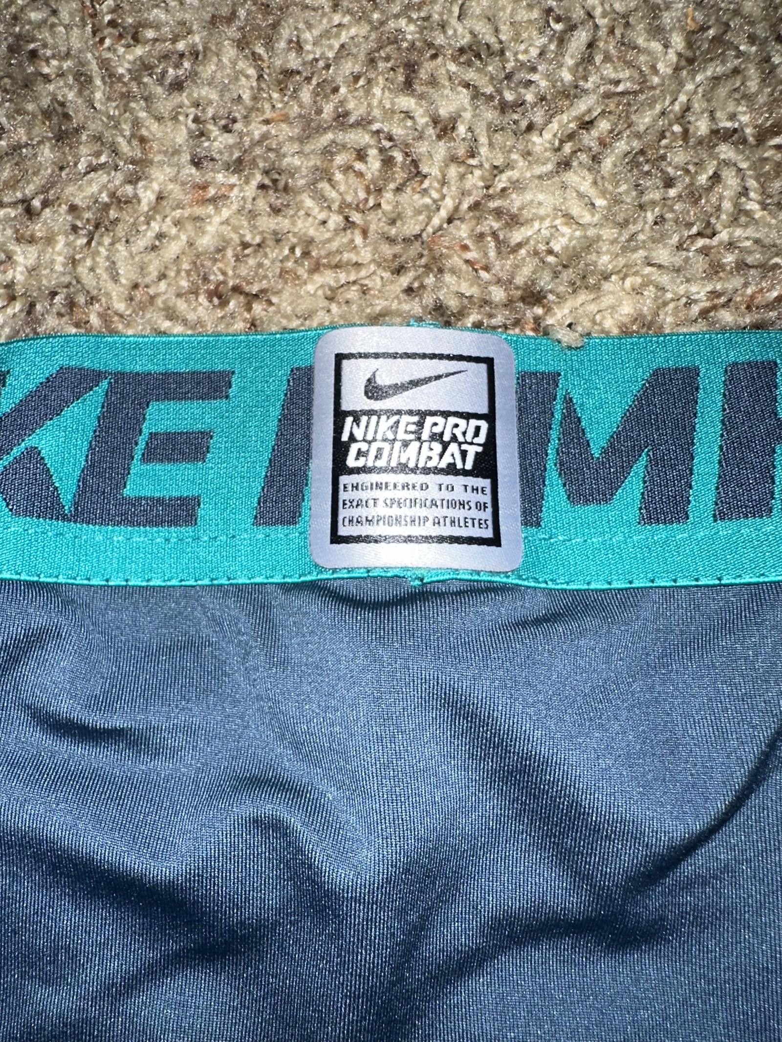 Nike RARE Nike Big Kids (Boy’s) Pro Combat Core Compression Shorts Sample MADE IN USA Size US 26 / EU 42 - 6 Thumbnail