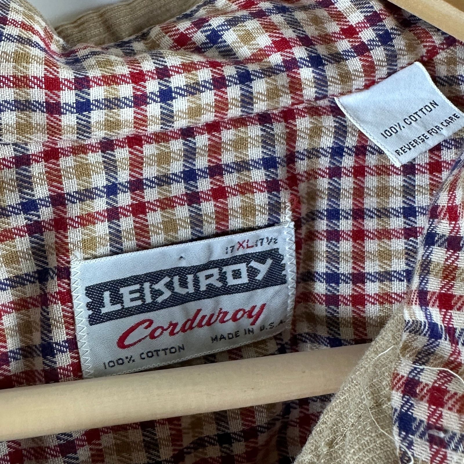 Vintage Vintage Leisuroy Tan Corduroy Button-Up Shirt Size US XL / EU 56 / 4 - 4 Thumbnail
