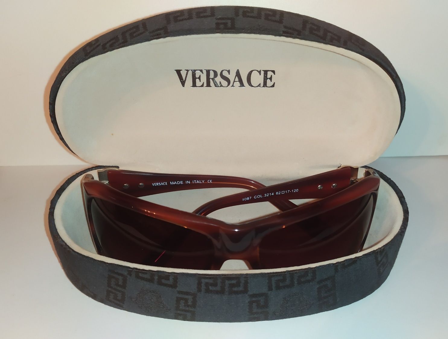 Versace Versace Vintage Sunglasses Size ONE SIZE - 1 Thumbnail