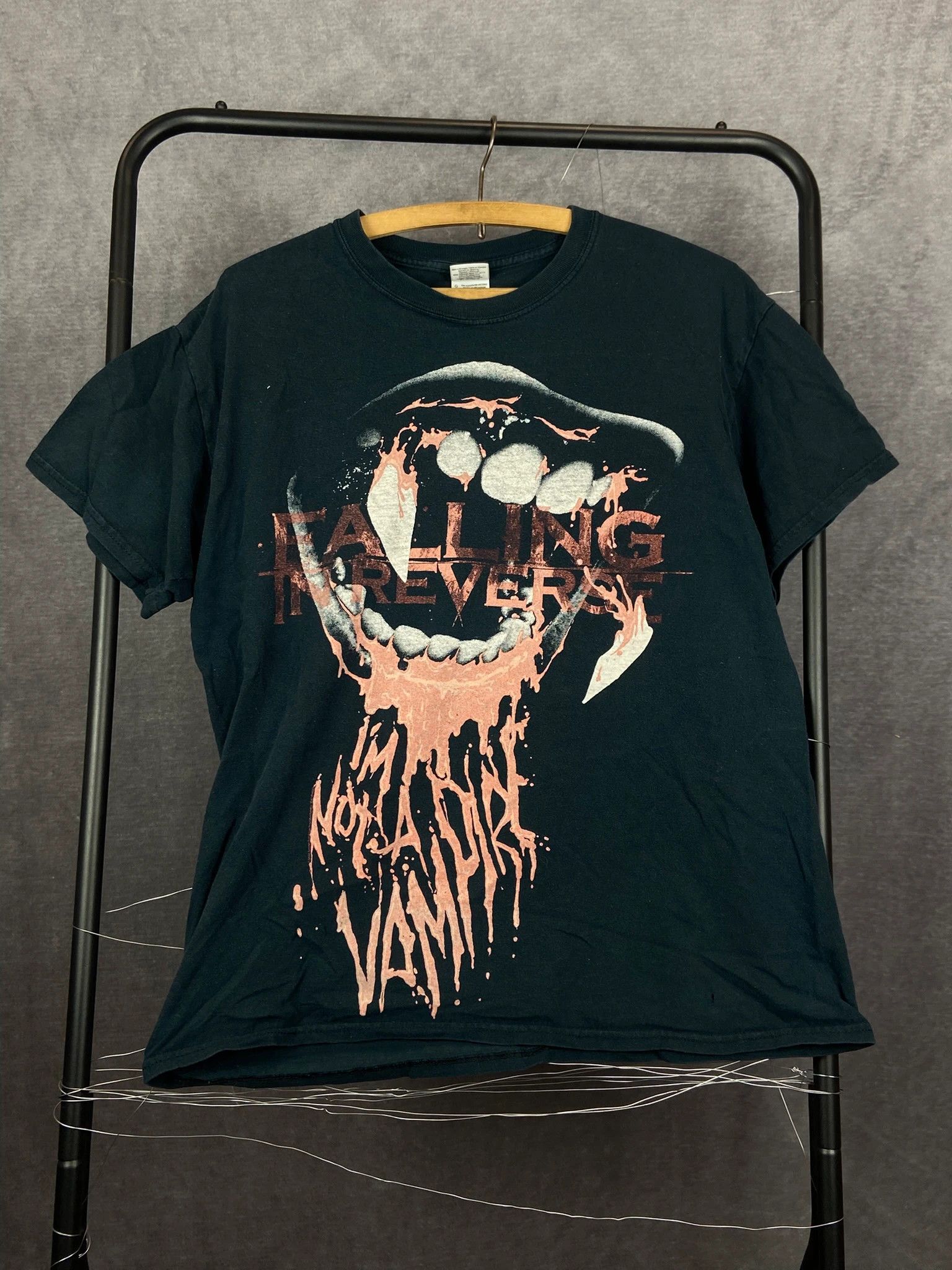 Gildan Vintage Falling In Reverse T-Shirt Black Spellout L Size US L / EU 52-54 / 3 - 1 Thumbnail