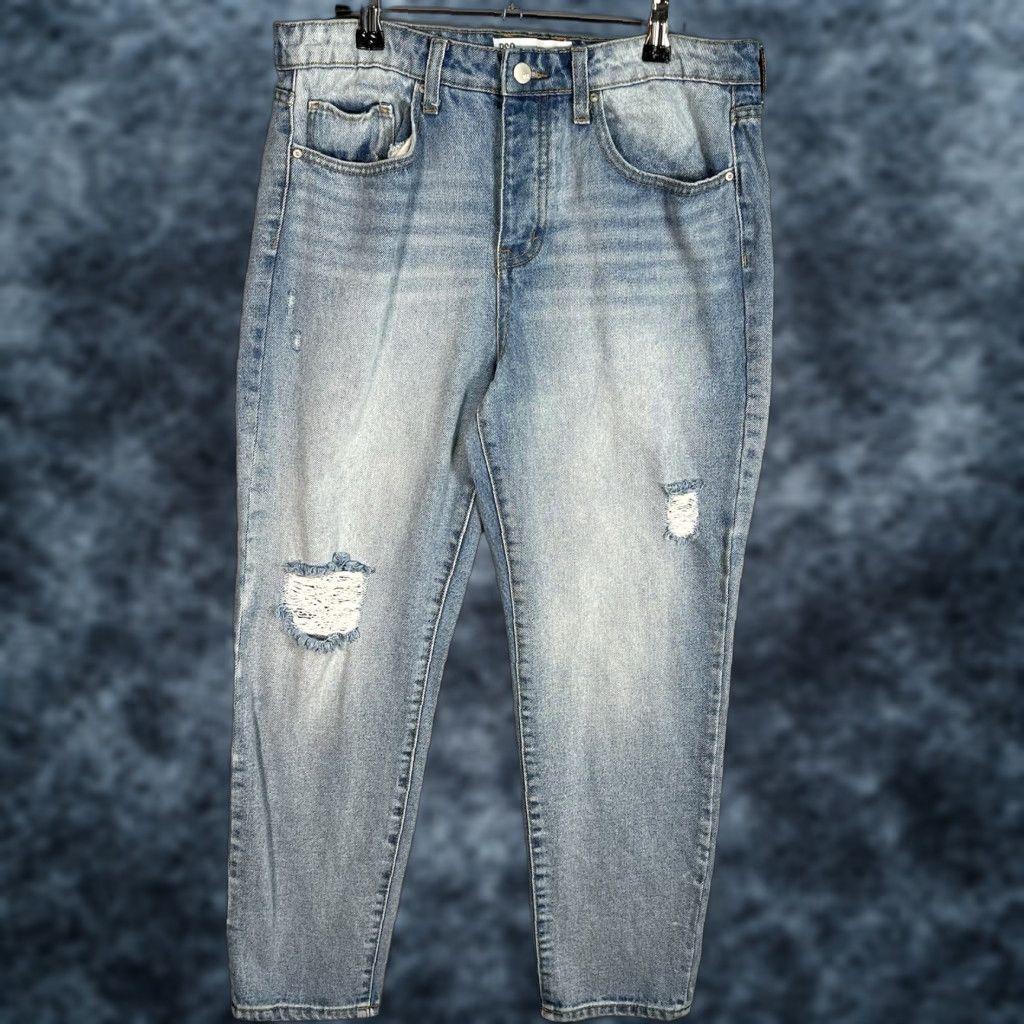 Rsq RSQ Rigid Denim Boyfriend Jeans Women 28 Blue Light Wash Button Fly Pockets Size 28" / US 6 / IT 42 - 1 Thumbnail