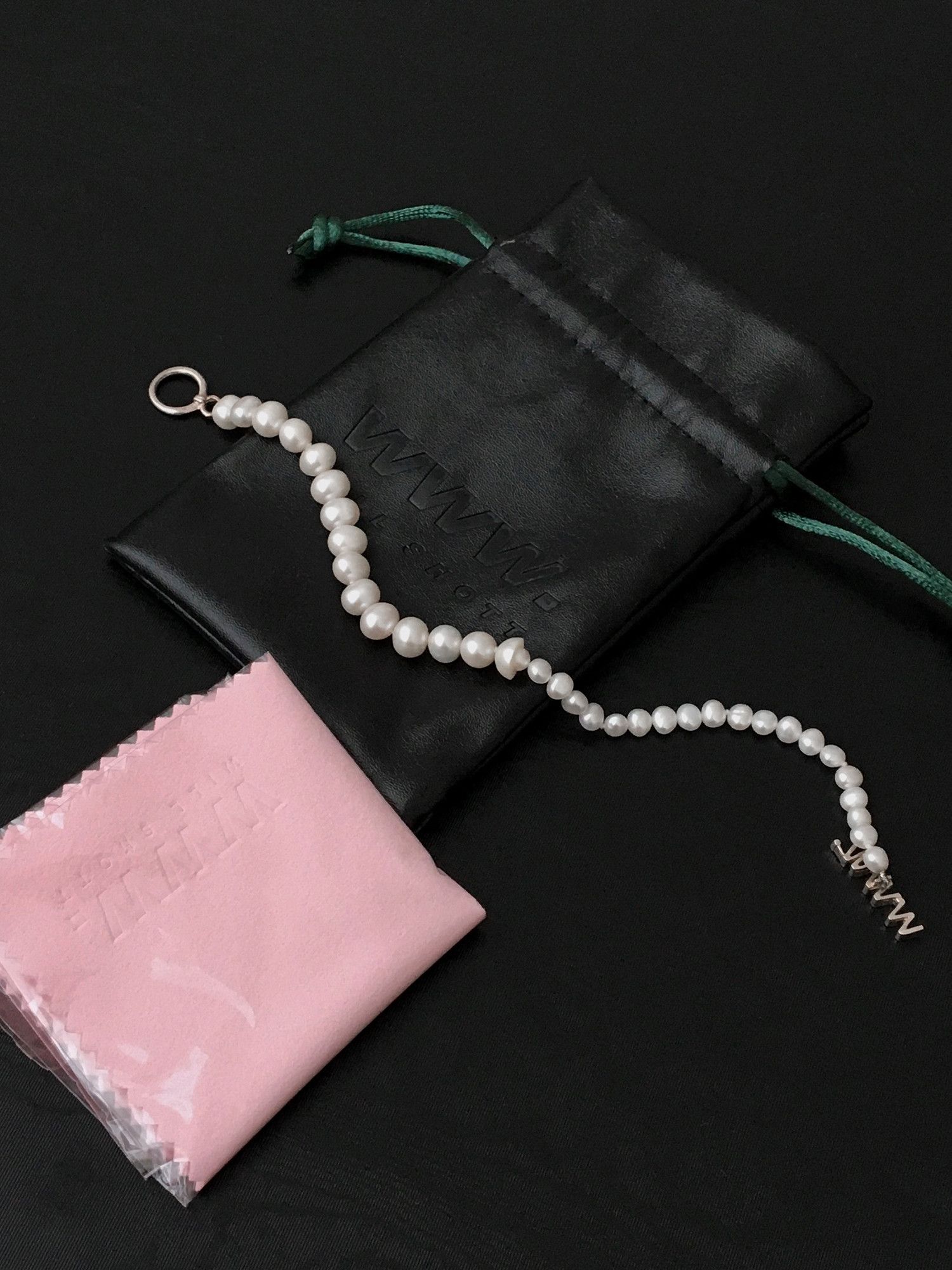 WWW.Willshot Will Shott WWW.Willshott Split Pearl Bracelet Size ONE SIZE - 4 Thumbnail