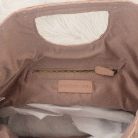 Anthropologie Anthropologie Rose Gold Oversized Woven Tote Bag Size ONE SIZE - 3 Thumbnail