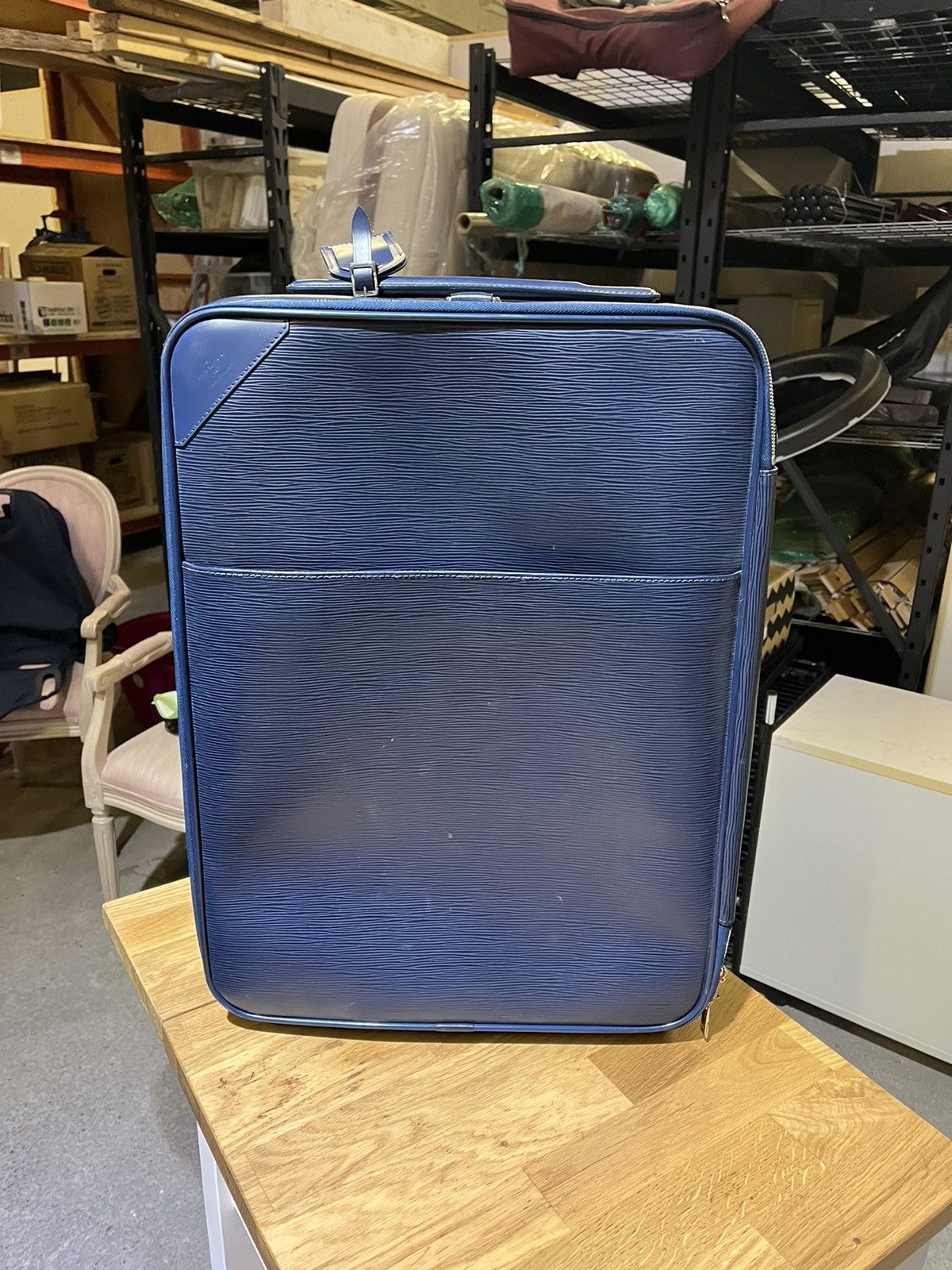 Louis Vuitton Louis Vuitton Pegase 55 Cabin Case in Marine Blue Size ONE SIZE - 1 Thumbnail