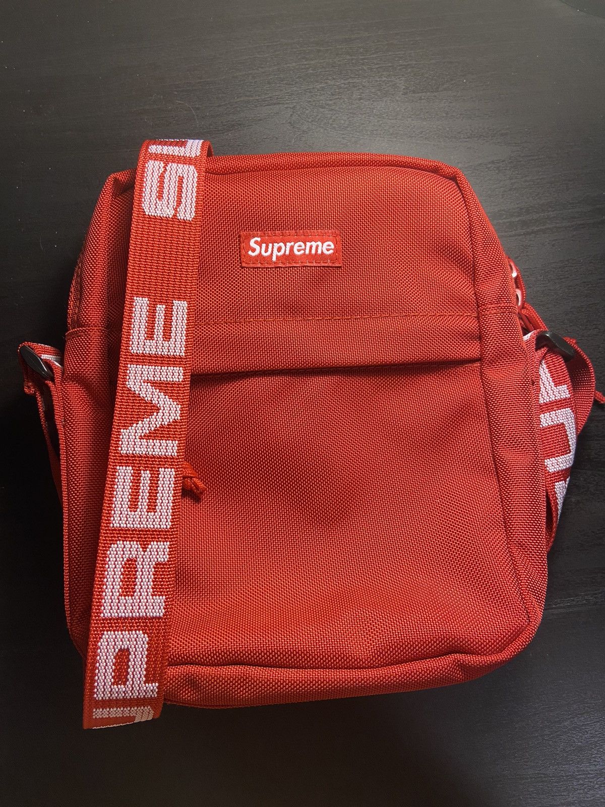 Supreme Supreme Shoulder Bag Red (SS18) | Grailed