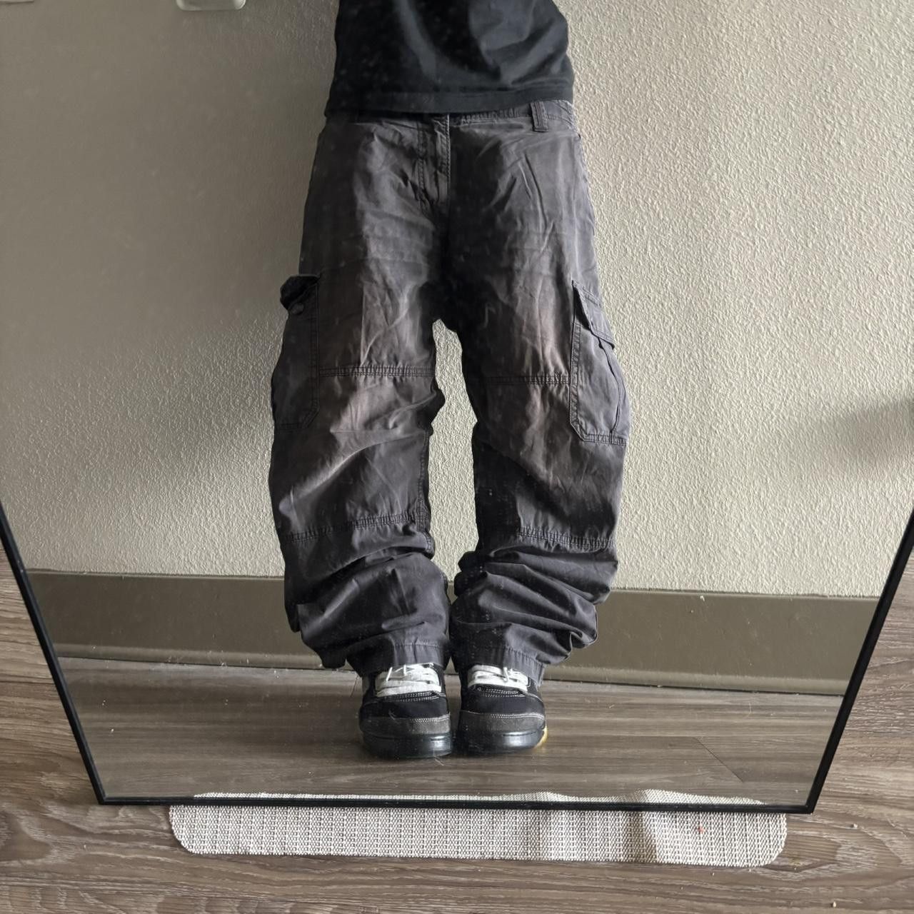 Vintage Crazy Vintage Y2K/2000s Grunge Faded Black Cargo Pants! 38x32 Size US 38 / EU 54 - 1 Thumbnail