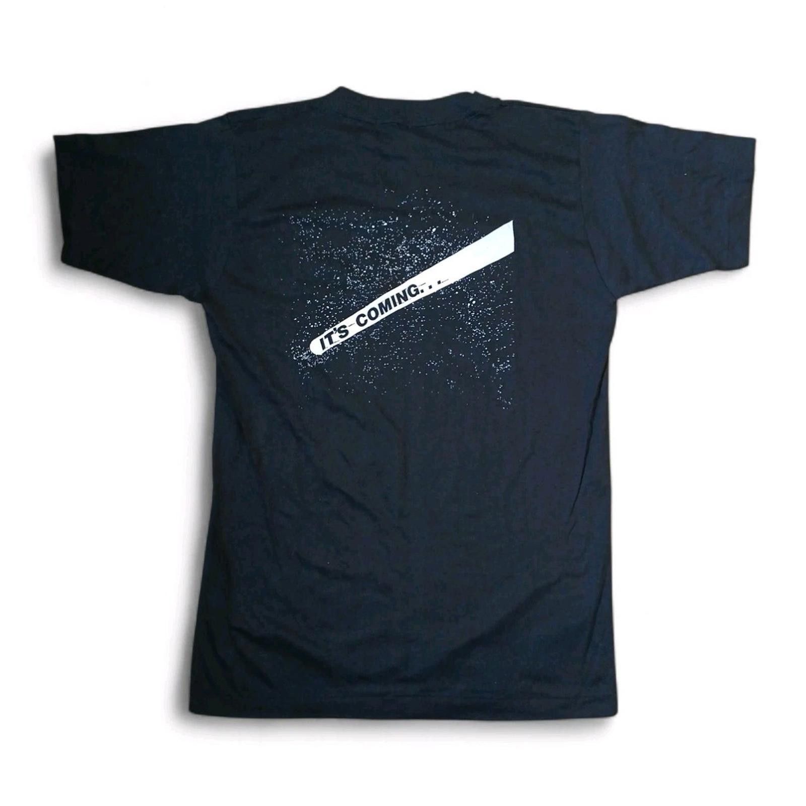 Other 1985-86 HALLEYS COMET IT'S COMING Large GRAPHIC TEE USA made Size US L / EU 52-54 / 3 - 2 Thumbnail