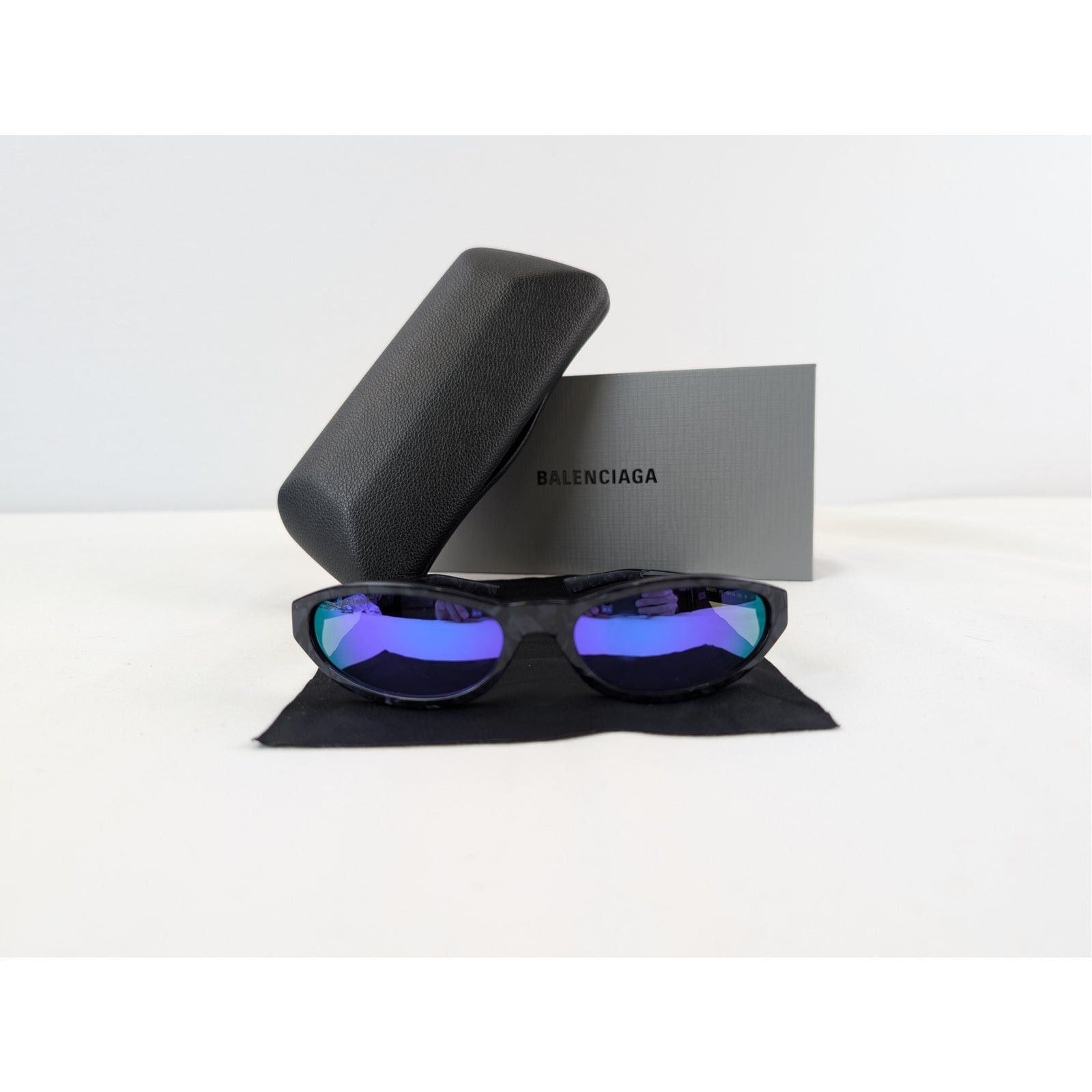 Balenciaga o1rshd1 Size: OS / Fennec Oval-Frame Sunglasses Multicolor Size ONE SIZE - 8 Thumbnail