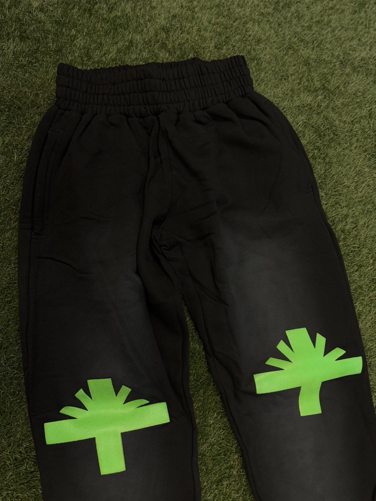 Vertabrae Vertabrae Sweatpants Black Green Size XXL (NEW) Size US 36 / EU 52 - 5 Thumbnail