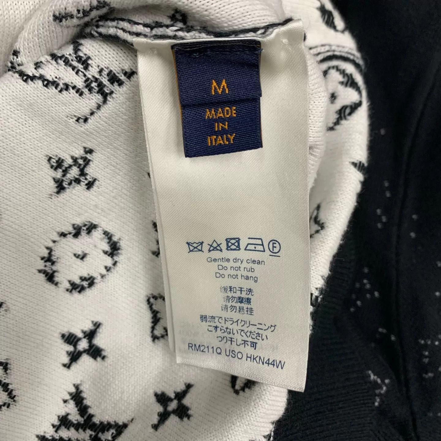 Louis Vuitton LV Monogram Gradient Black Knit Sweatshirt M Size US M / EU 48-50 / 2 - 5 Thumbnail