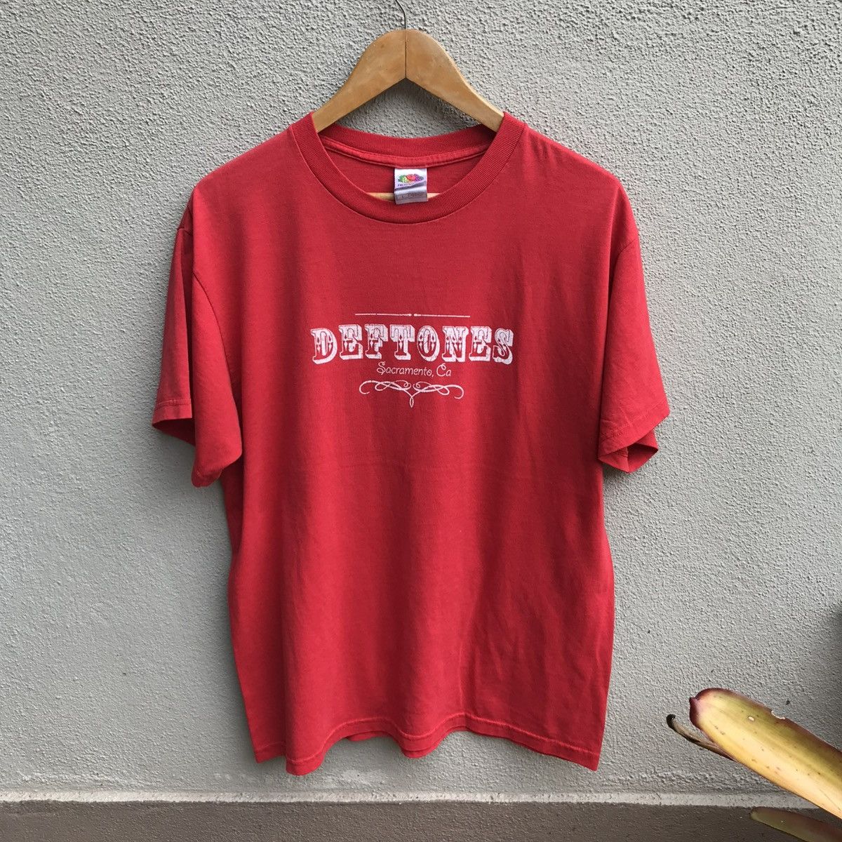 Band Tees Vintage DEFTONES band tee nu metal Size US L / EU 52-54 / 3 - 1 Thumbnail