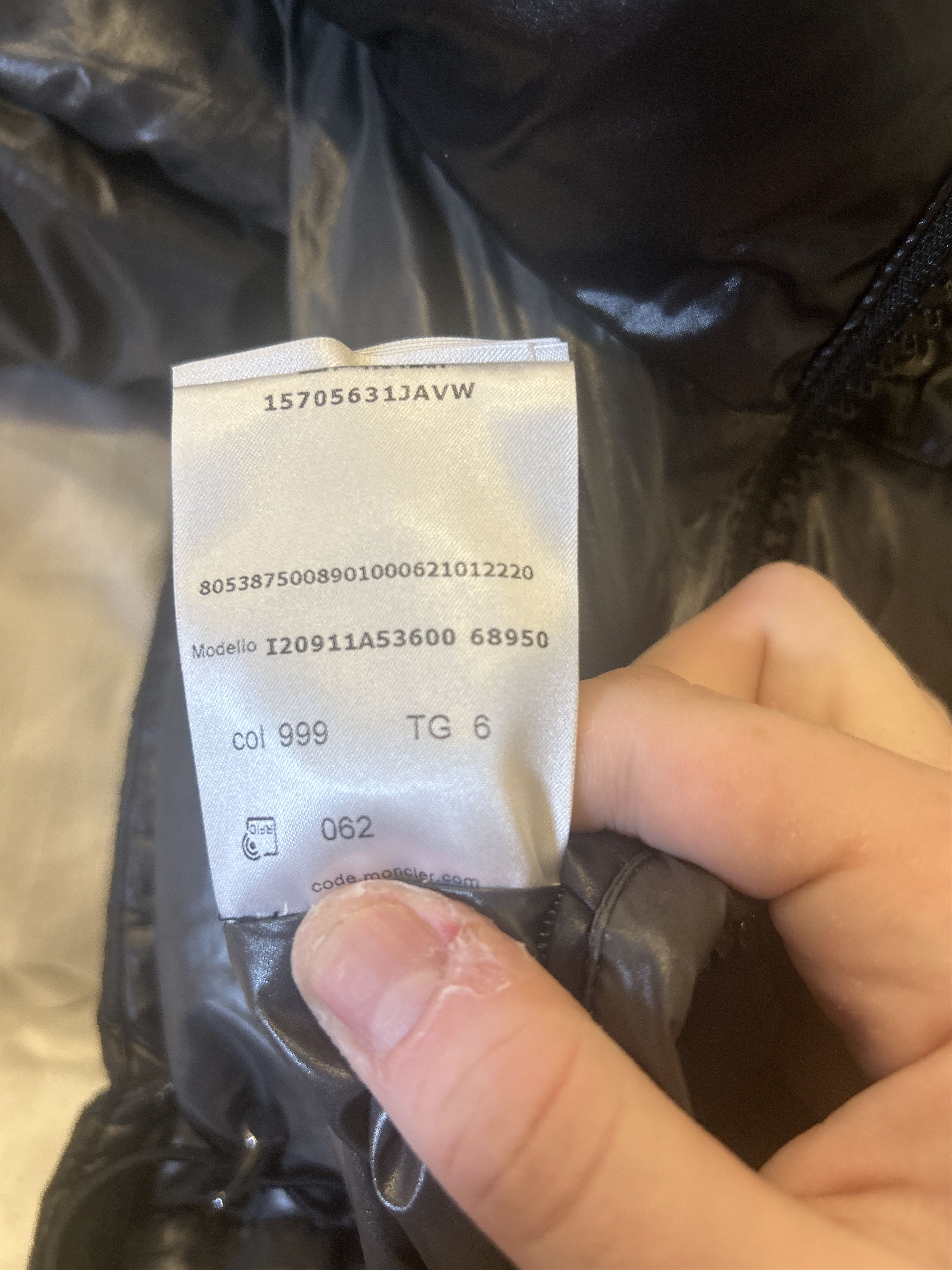 Moncler Maya