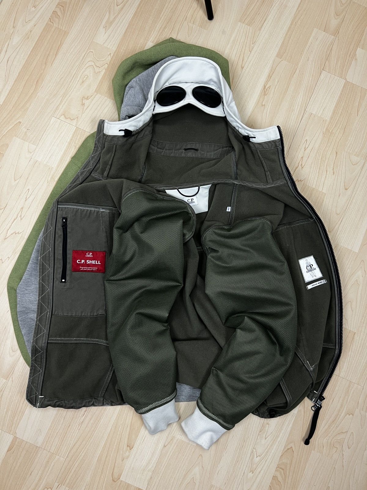 Company softshell goggle jacket S/M