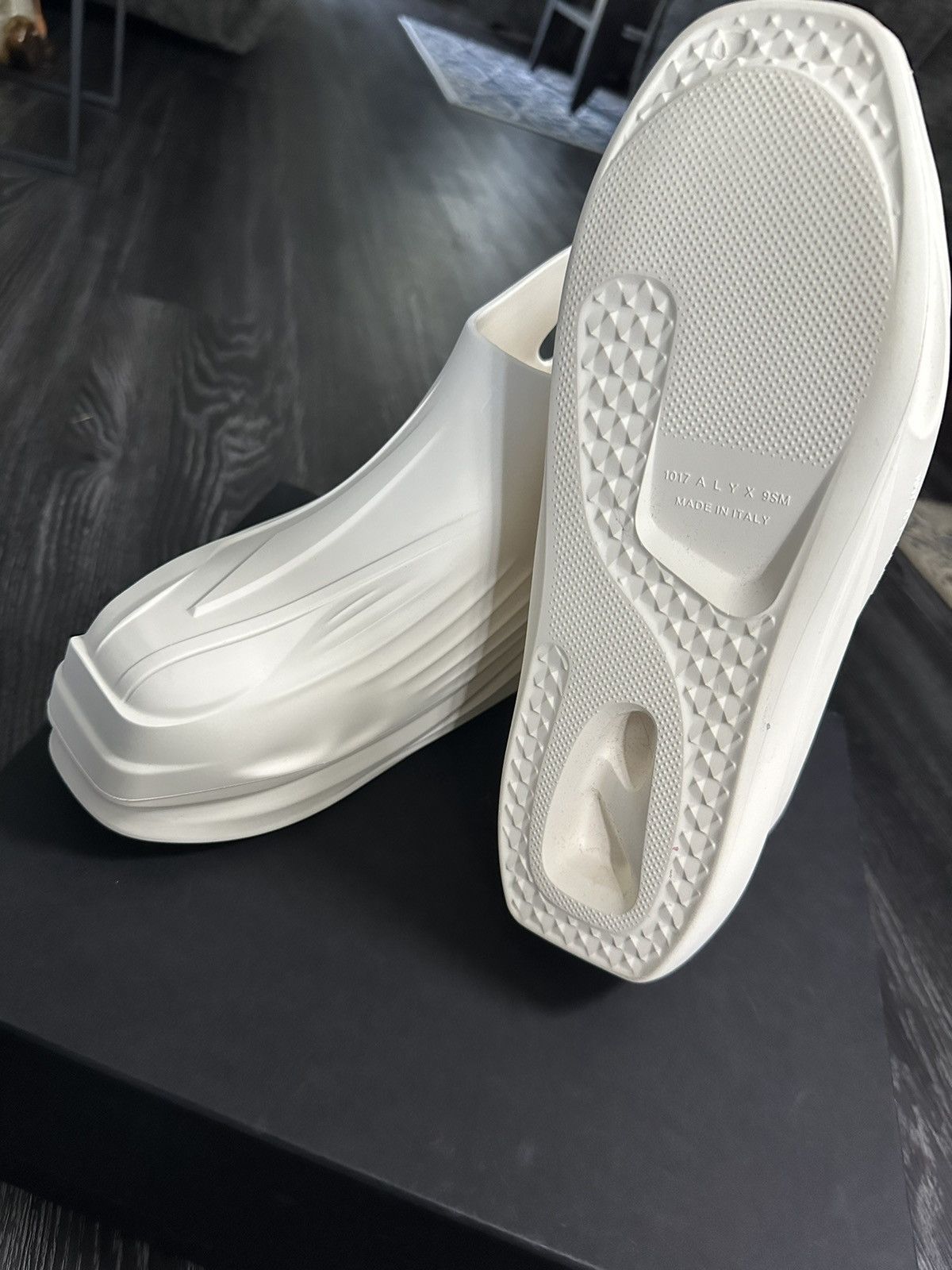 1017 ALYX 9SM Alyx Mono Boot Size US 9.5 / EU 42-43 - 4 Thumbnail